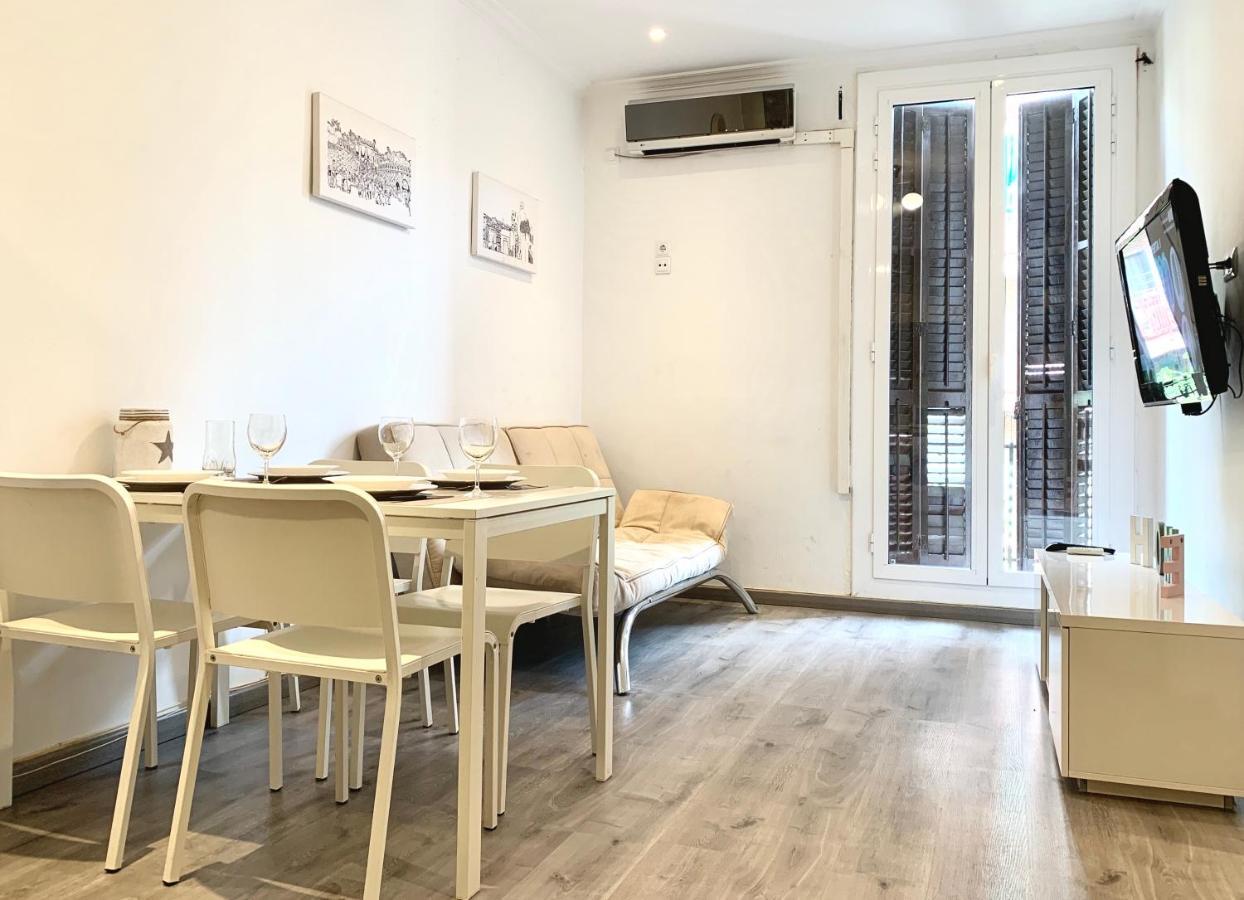Charm Sagrada Familia Apartman Barcelona Kültér fotó